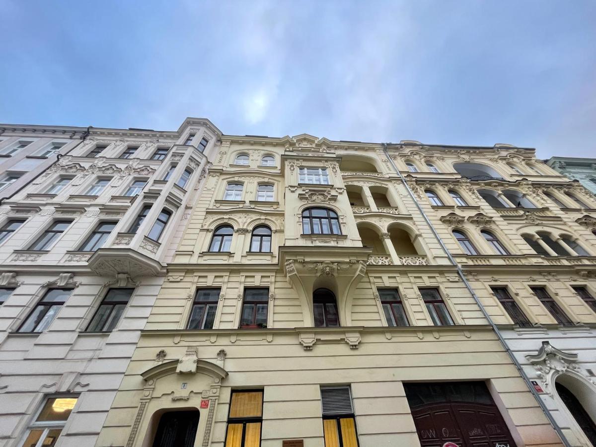 Proste Terezska Lägenhet Olomouc Exteriör bild